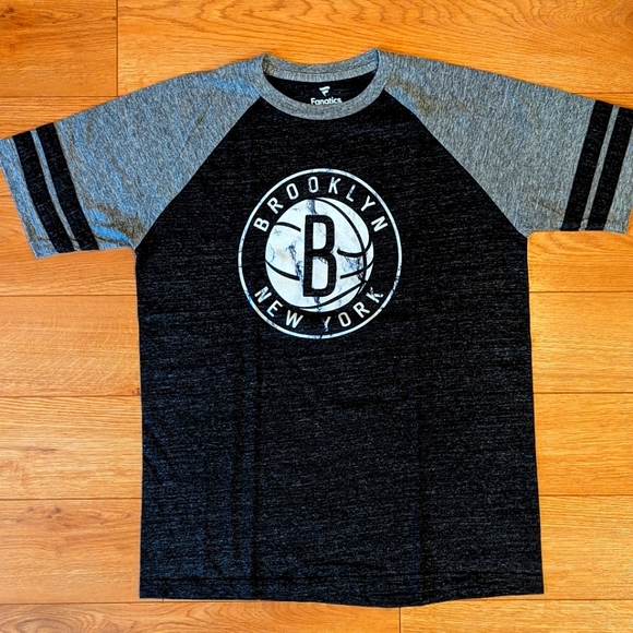 Men's Brooklyn Nets T-Shirt - Picture 1 of 2
